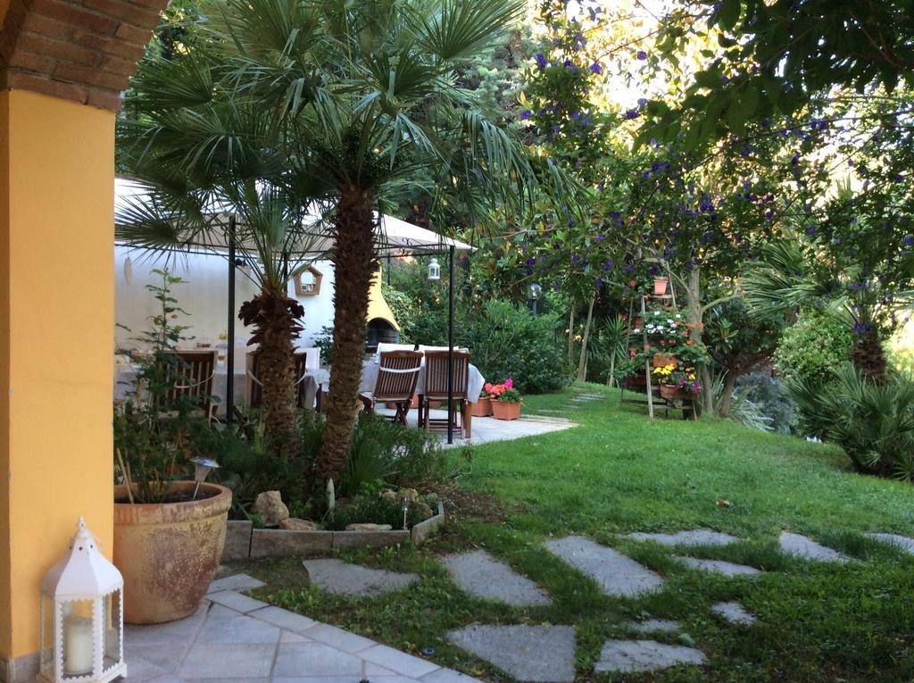 L'Acacia B&B Pietra Ligure Ngoại thất bức ảnh