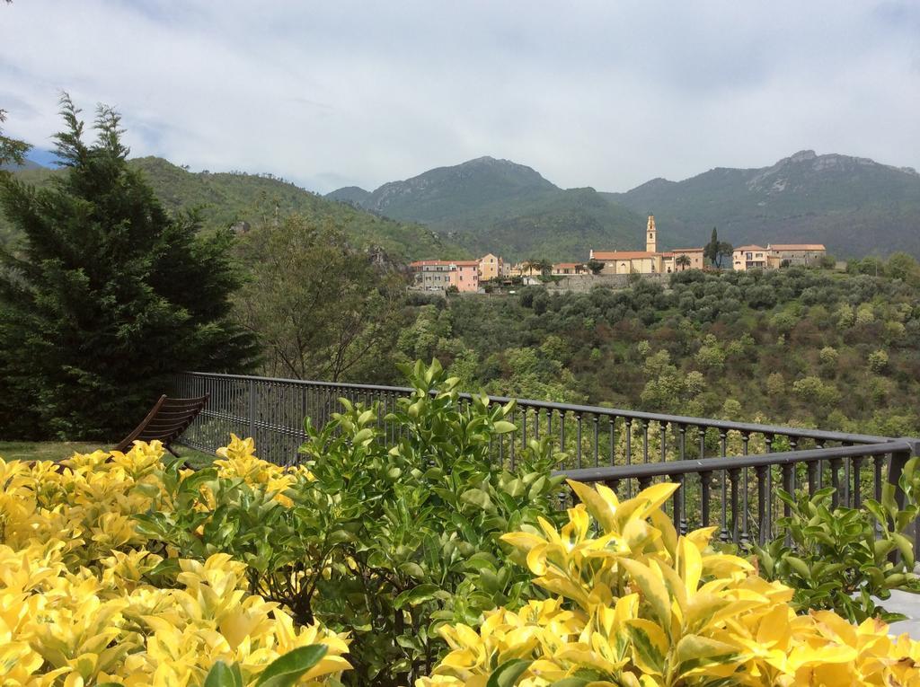 L'Acacia B&B Pietra Ligure Ngoại thất bức ảnh