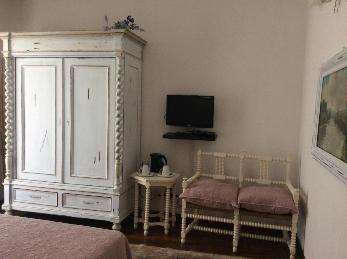 L'Acacia B&B Pietra Ligure Ngoại thất bức ảnh